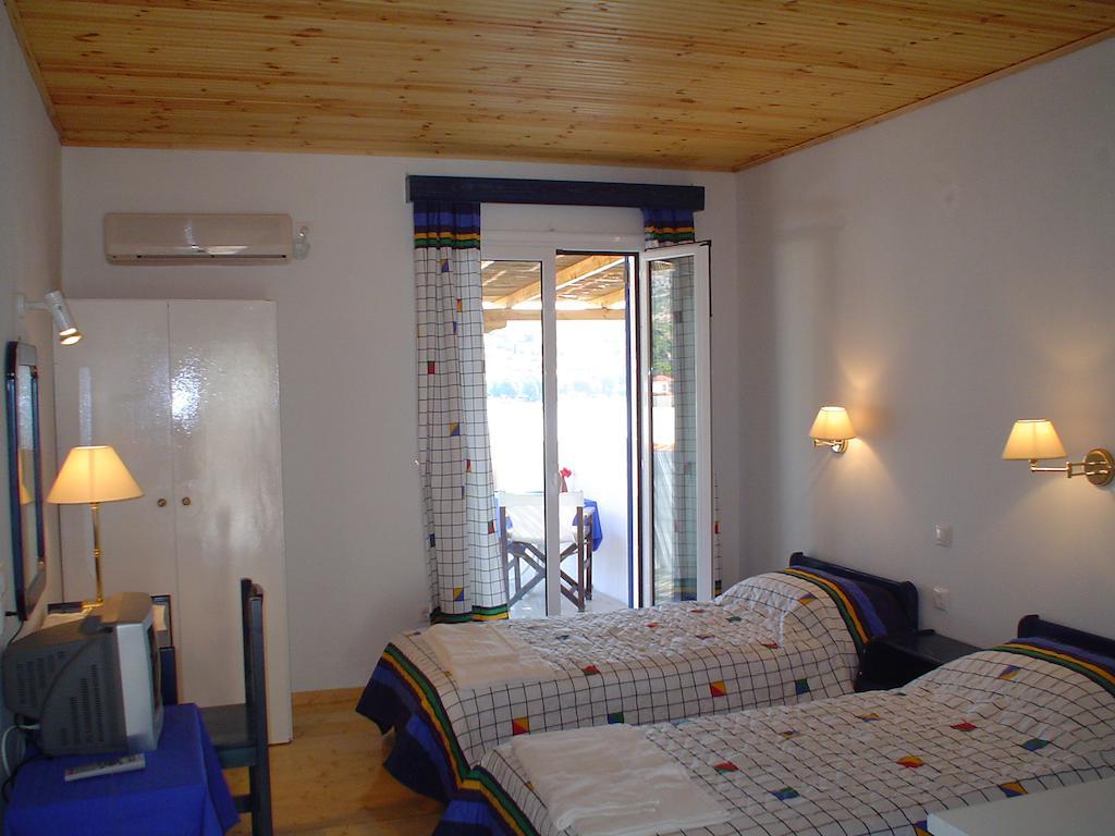 Aparthotel Bella Vista à Batsi Chambre photo